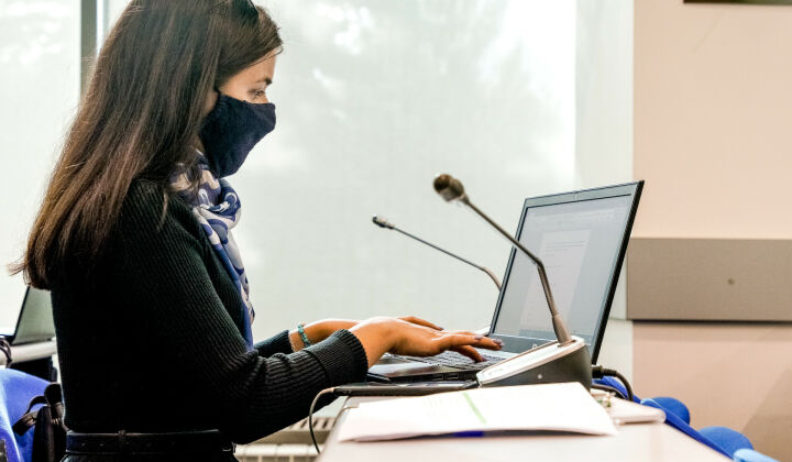 Логотипи компаній що найбільше наймають людей