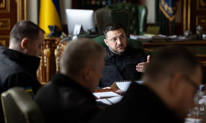 Zelensky at a meeting on prisoners