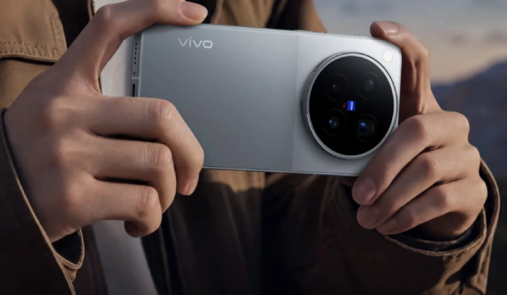 Vivo X500 Pro smartphone with MediaTek Dimensity 9600 Pro processor and innovative cameras