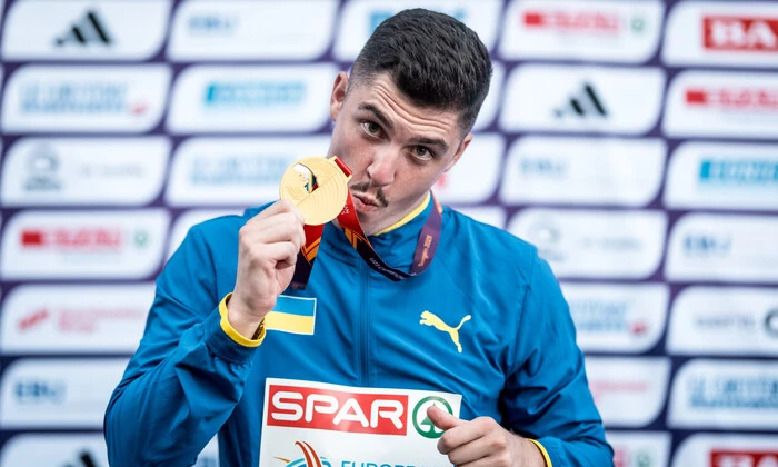 Украинский металист победил чемпиона мира