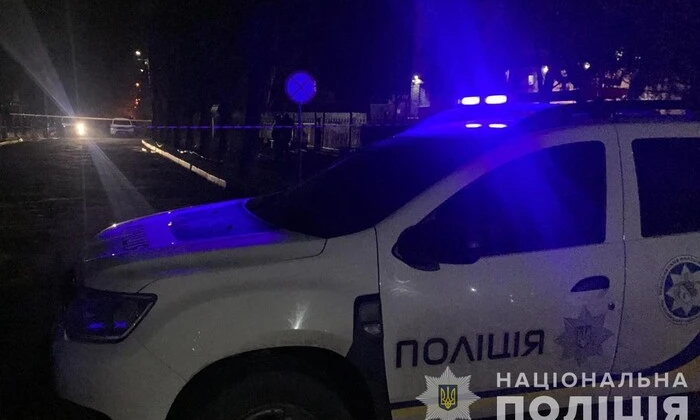 Полиция расследует взрыв возле ТЦК