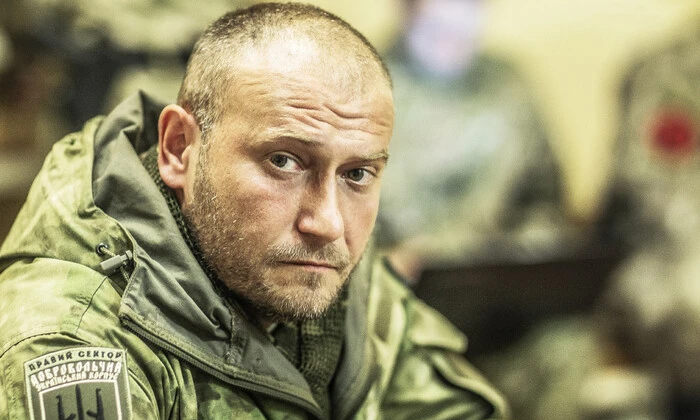 Dmytro Yarosh addressed the protesters: the main thing now is the front