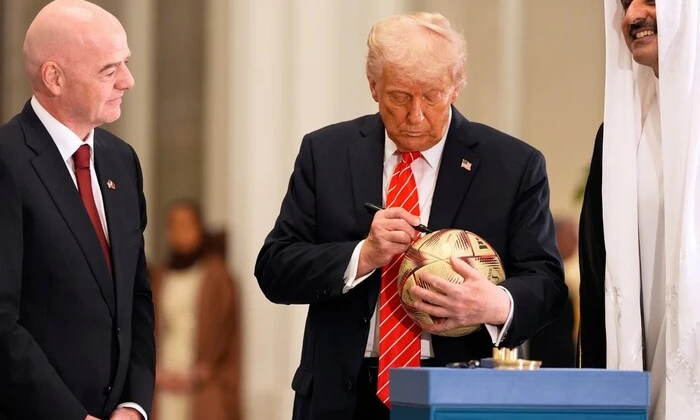 Президент ФИФА турне Трампа критика