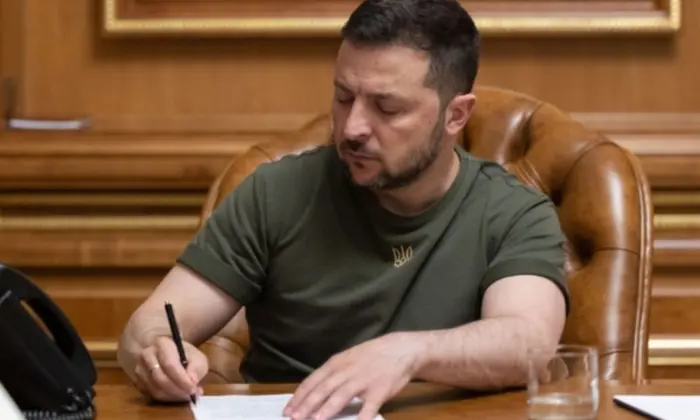 Контракт для 60-річних, ультиматум Трампа для РФ