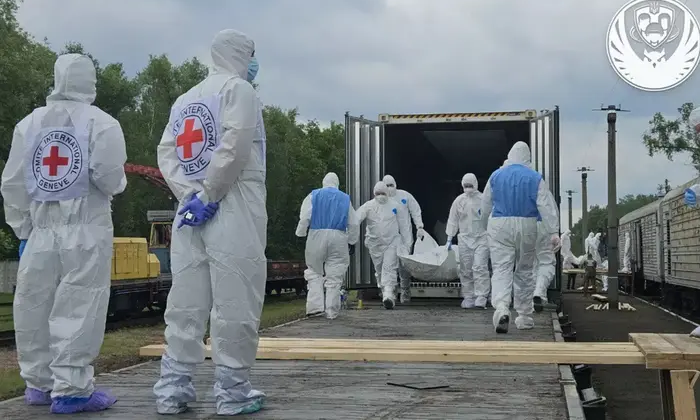 Фото тел украинских бойцов положено на землю