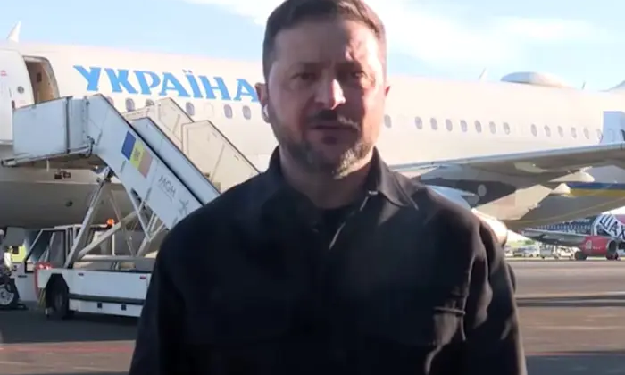 Логотип України та Молдови з прапорами ЄС