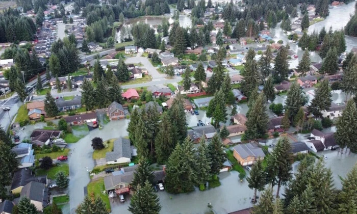 Before the Trump-Putin meeting in Alaska: natural disaster