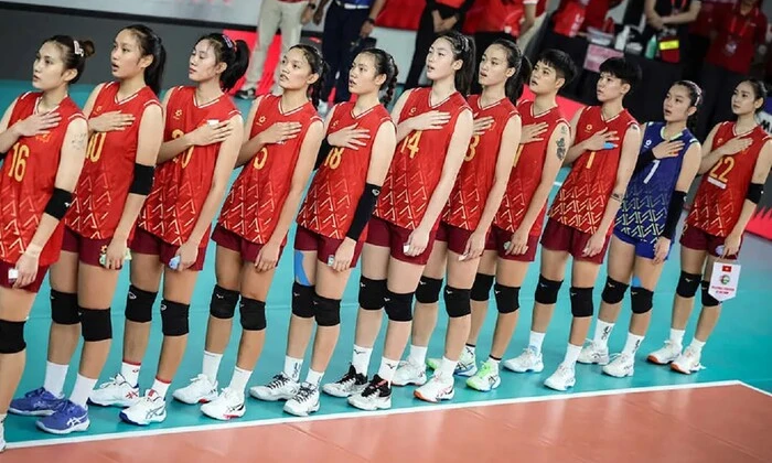 Гравці чоловічої збірної грають за жіночу