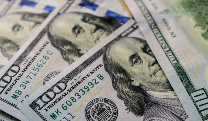 Білл Ґейтс та інші мільйонери економлять гроші