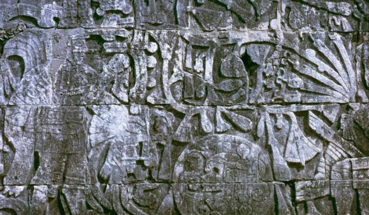 Elite Maya Woman’s Burial in Belize Reveals Ancestral Connections through Genetic Analysis