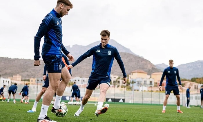 Футбольная сборная Украины на заменах