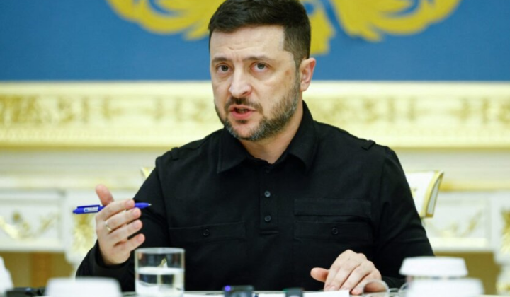 Zelensky listens to negotiators before peaceful negotiations 2026