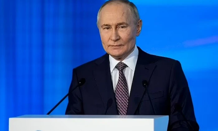 Дивний шрам на Путіні