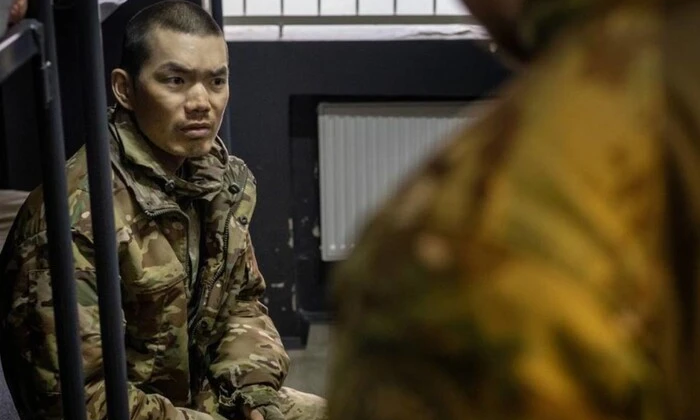 Допит китайських полонених в СБУ