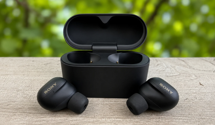 Sony WF-1000XM6 headphones for 14 thousand hryvnias