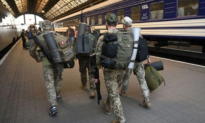 Заместитель Ермака объяснил новые правила отпусков военных