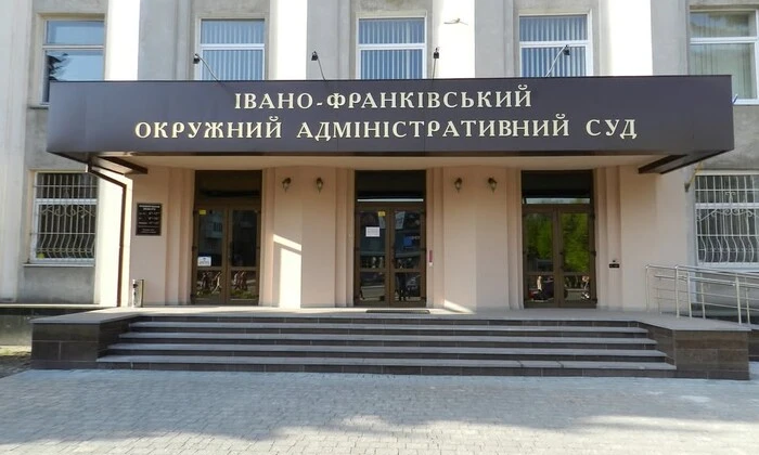 Солдат освобождается через суд от службы