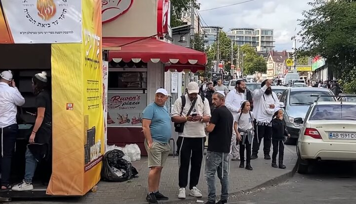 Поліцейський блокпост в Умані