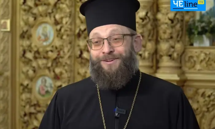 Священники онлайн крестят детей Чернигова