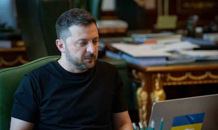 Зеленський відзначив орденом Свободи підлітків