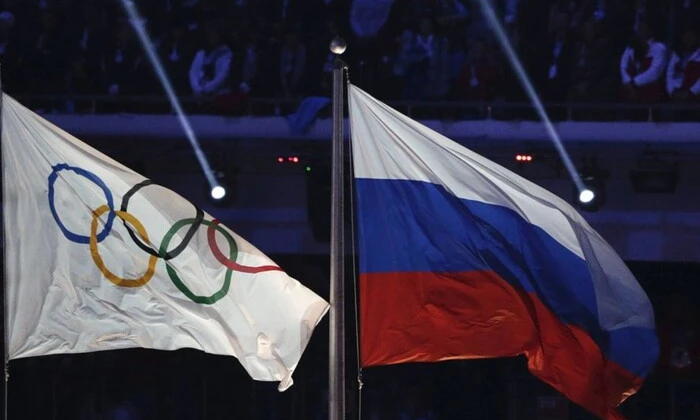Спортсмены из России и Белоруссии под флагами