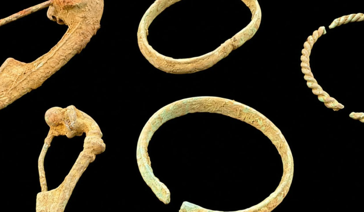Archaeological finds near motorway M5