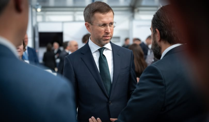 Premier Koretsky at investment zone of C8 forum