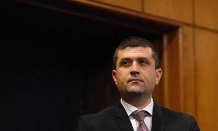 Вимога відставки в.о. міністра оборони