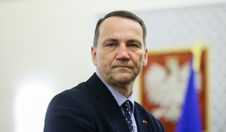 Радослав Сікорський закликав обережно обирати історичних героїв