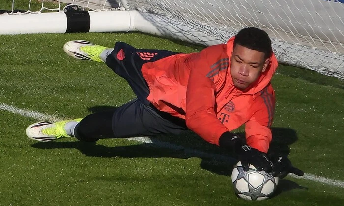 Young Bayern goalkeeper prepares for Champions League