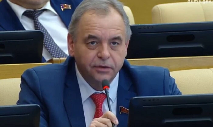 Russian MP admits economic crisis due to war
