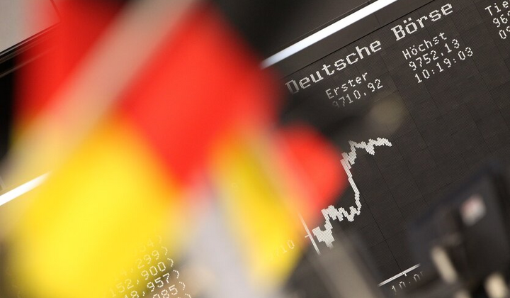 Економіка Німеччини скорочується третій рік поспіль