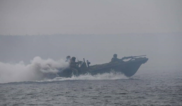 Украинская армия проводит военные учения