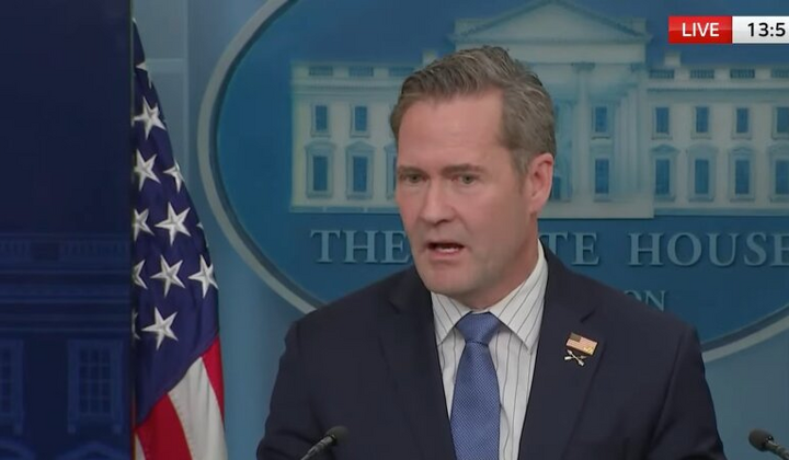 Зеленський та Путін на переговорах