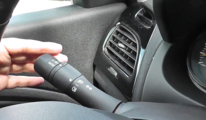 Автівки в пробках через спеку