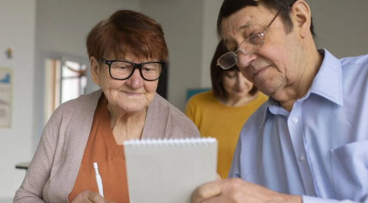 Виплата пенсій, субсидій та лікарняних: ПФУ звернувся до українців із важливою заявою