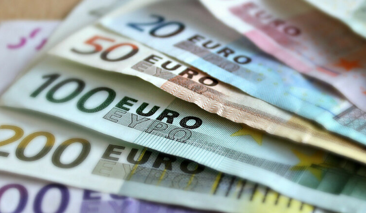 Курс евро влияет на цены