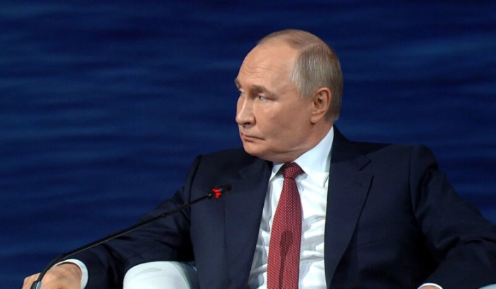 Путін і Зеленський на переговорах