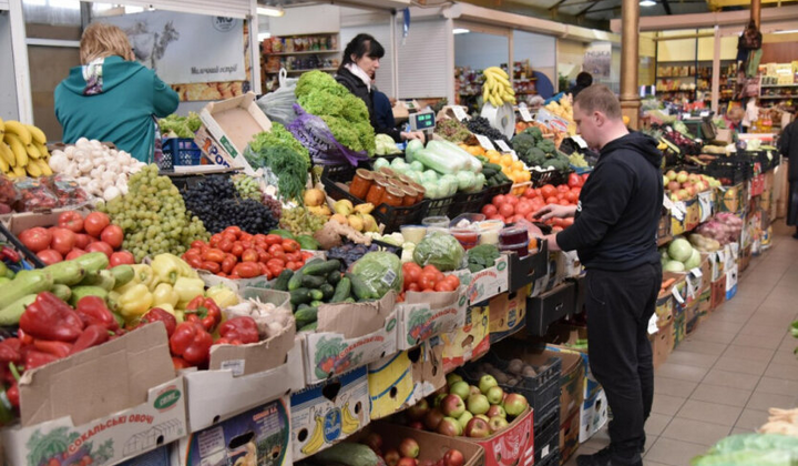 Ціни на картоплю, цибулю, огірки, моркву та м'ясо