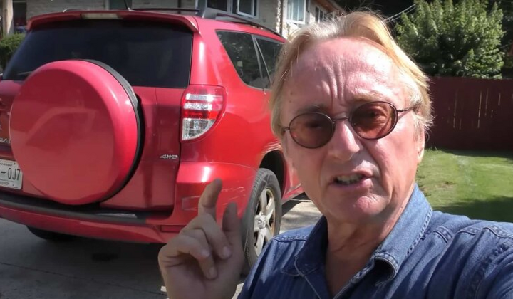 Автомобіль збиває популярну звичку водіїв