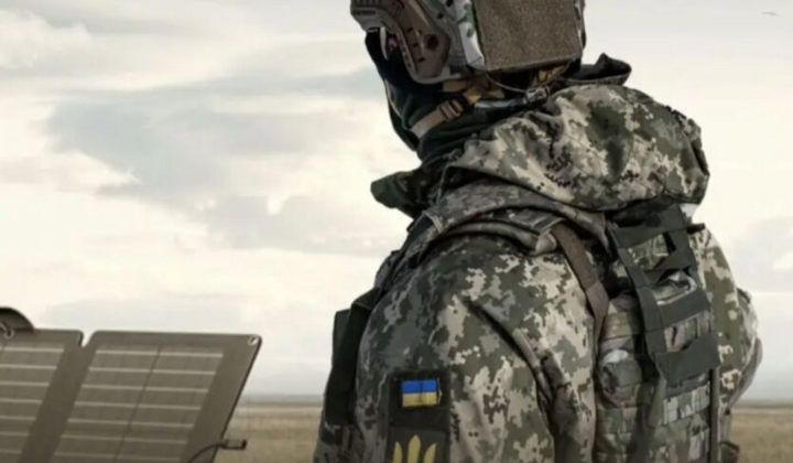 Військовий контингент на маршрутці до України