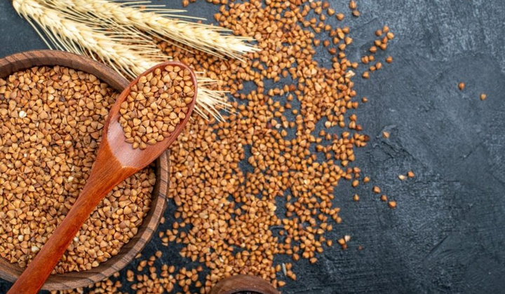 Цены на гречку, сливочное масло и хлеб