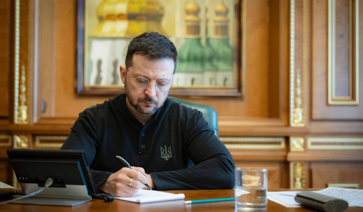 Зображення Зеленського та Путіна на переговорах