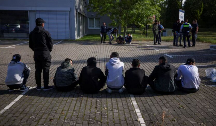 Політика міграції: доступ до громадянства обмежено