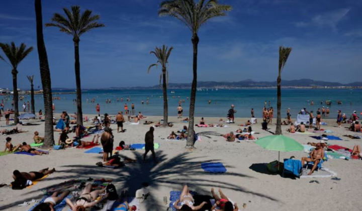 Графік зростання витрат туристів у Європі