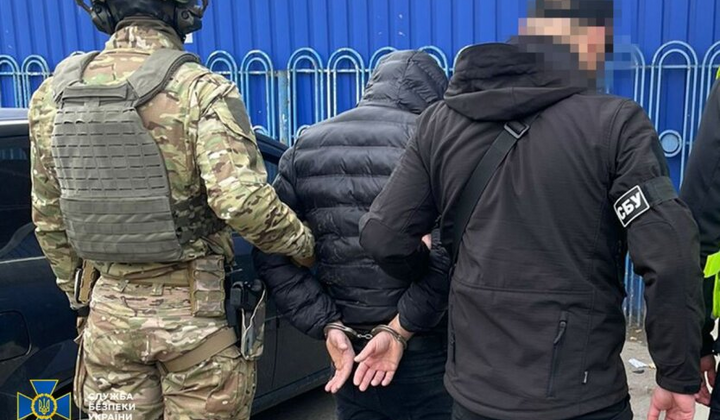 Гигантская очередь в военкомате