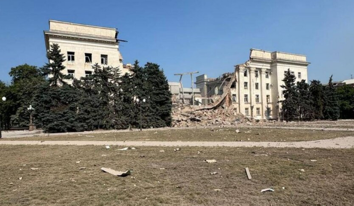 РФ знищила будівлю Херсонської ОДА