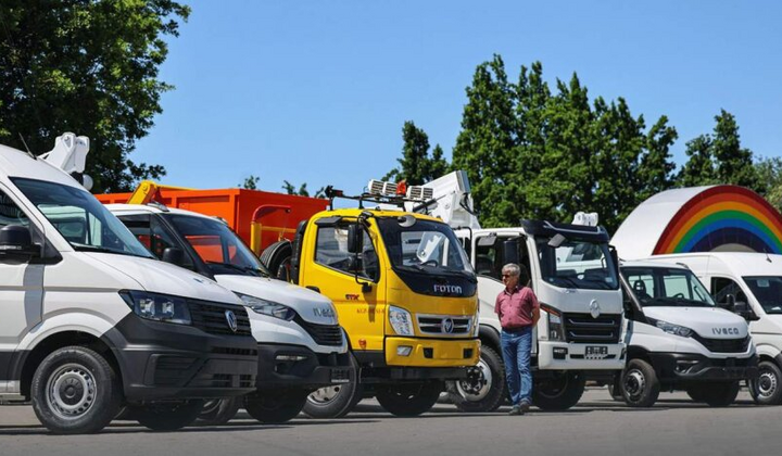 Машина вносится в базу: ТЦК