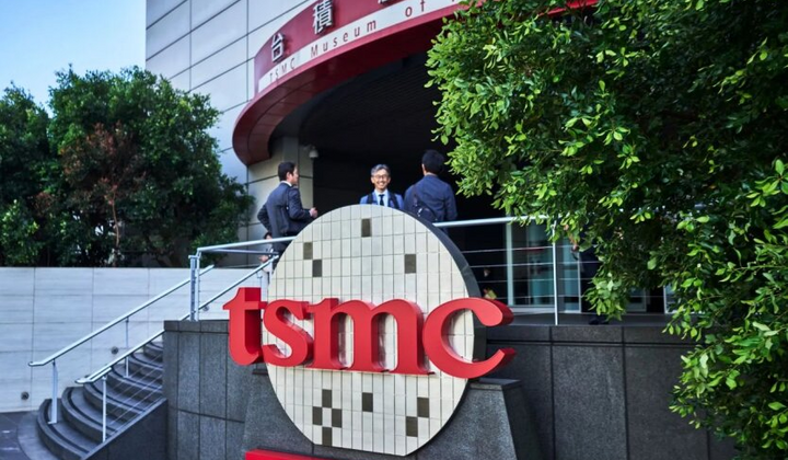 Будівництво гігафабрики в ОАЕ