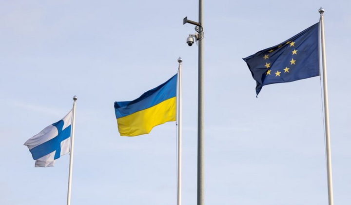 Зеленський прилетів до Фінляндії для переговорів